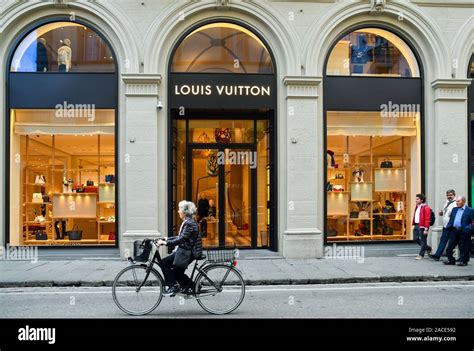 lv firenze|Find Louis Vuitton Stores in Italy .